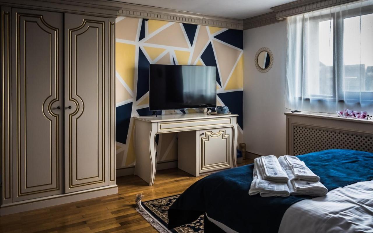 Sky Park Home Iasi Extérieur photo