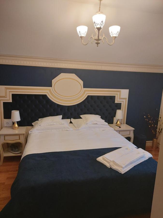 Sky Park Home Iasi Extérieur photo